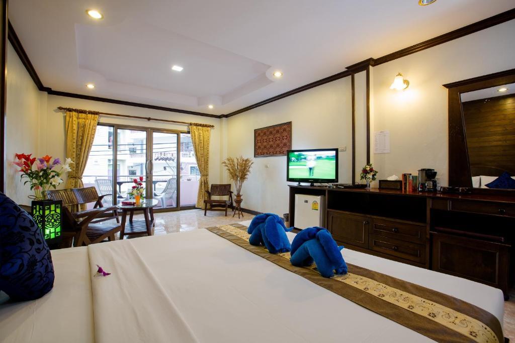 Baan Veerakit Hotel Patong 客房 照片