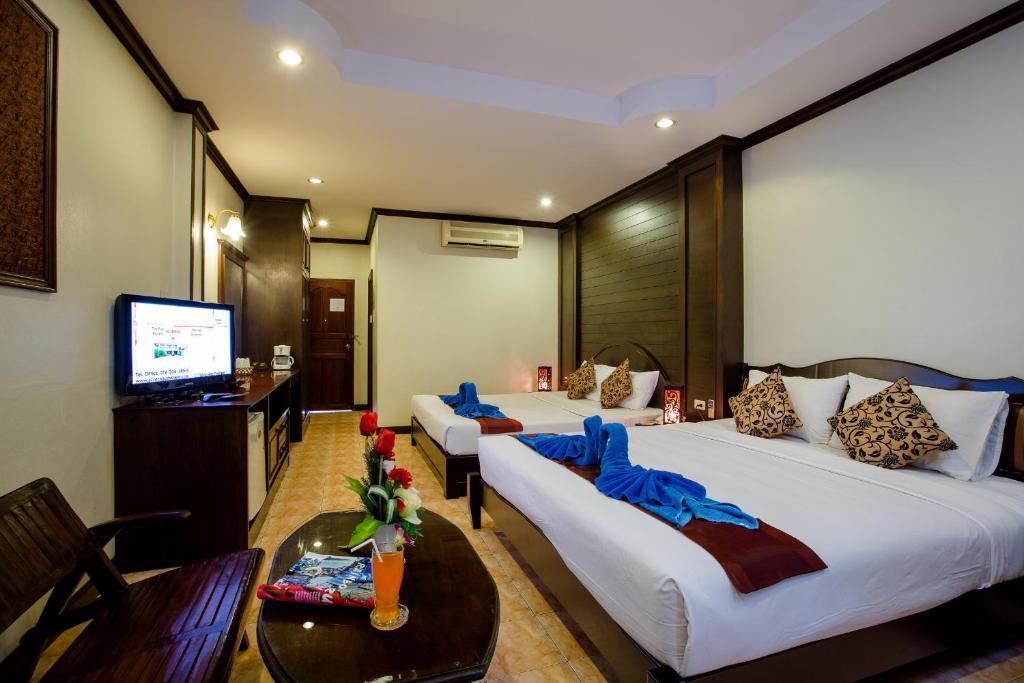 Baan Veerakit Hotel Patong 客房 照片