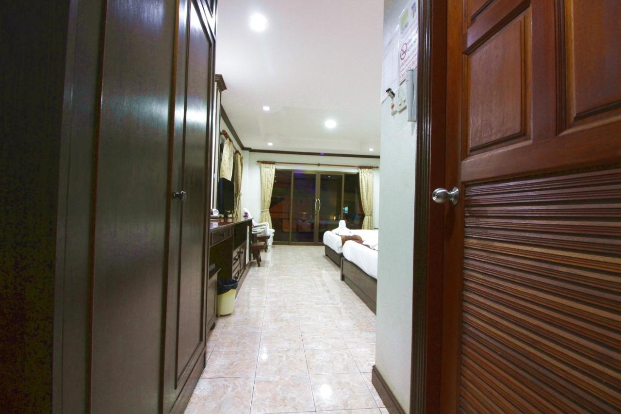 Baan Veerakit Hotel Patong 外观 照片