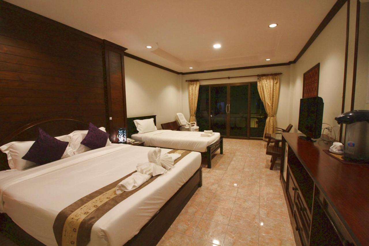 Baan Veerakit Hotel Patong 外观 照片