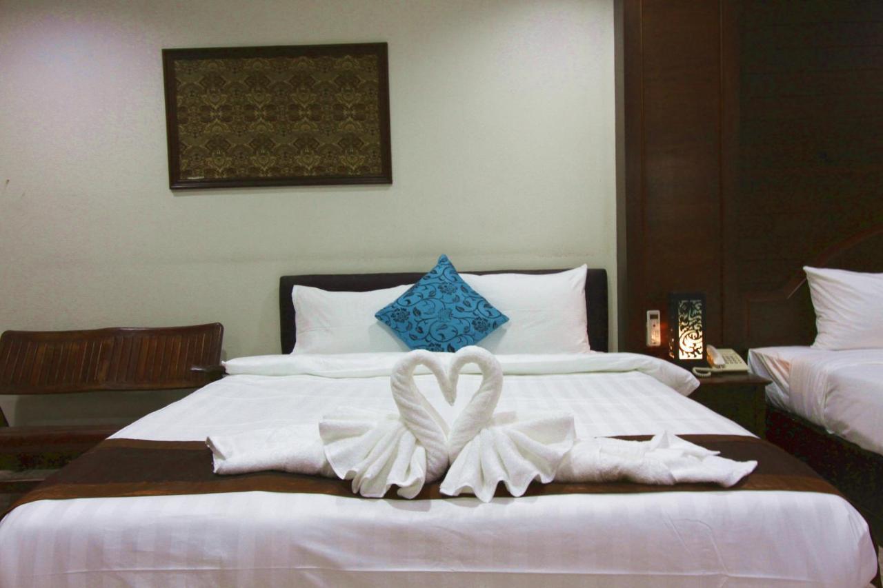 Baan Veerakit Hotel Patong 外观 照片