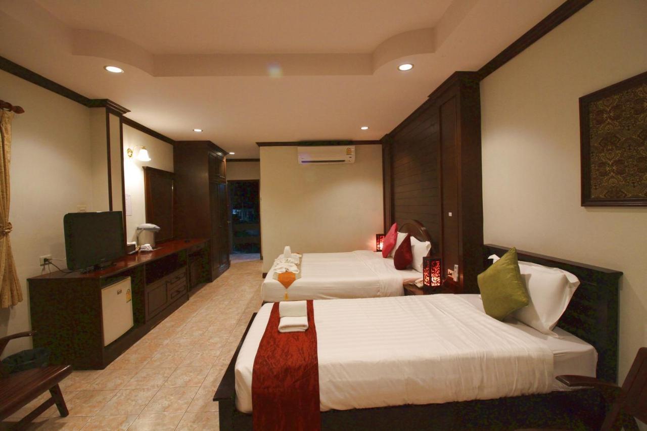 Baan Veerakit Hotel Patong 外观 照片