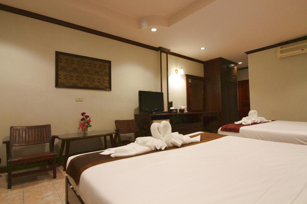 Baan Veerakit Hotel Patong 外观 照片