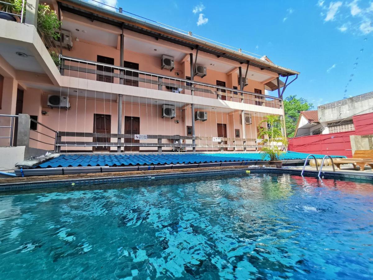 Baan Veerakit Hotel Patong 外观 照片