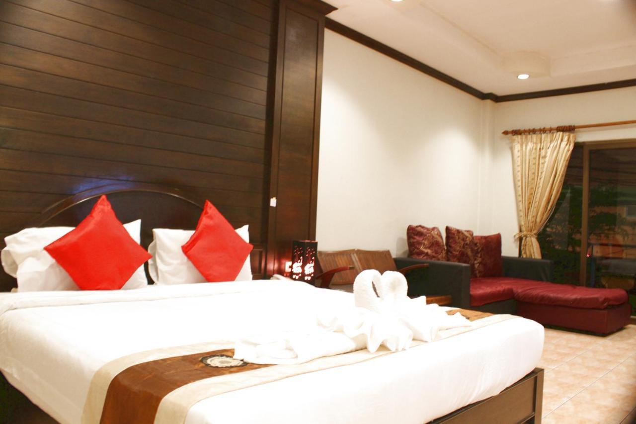 Baan Veerakit Hotel Patong 外观 照片